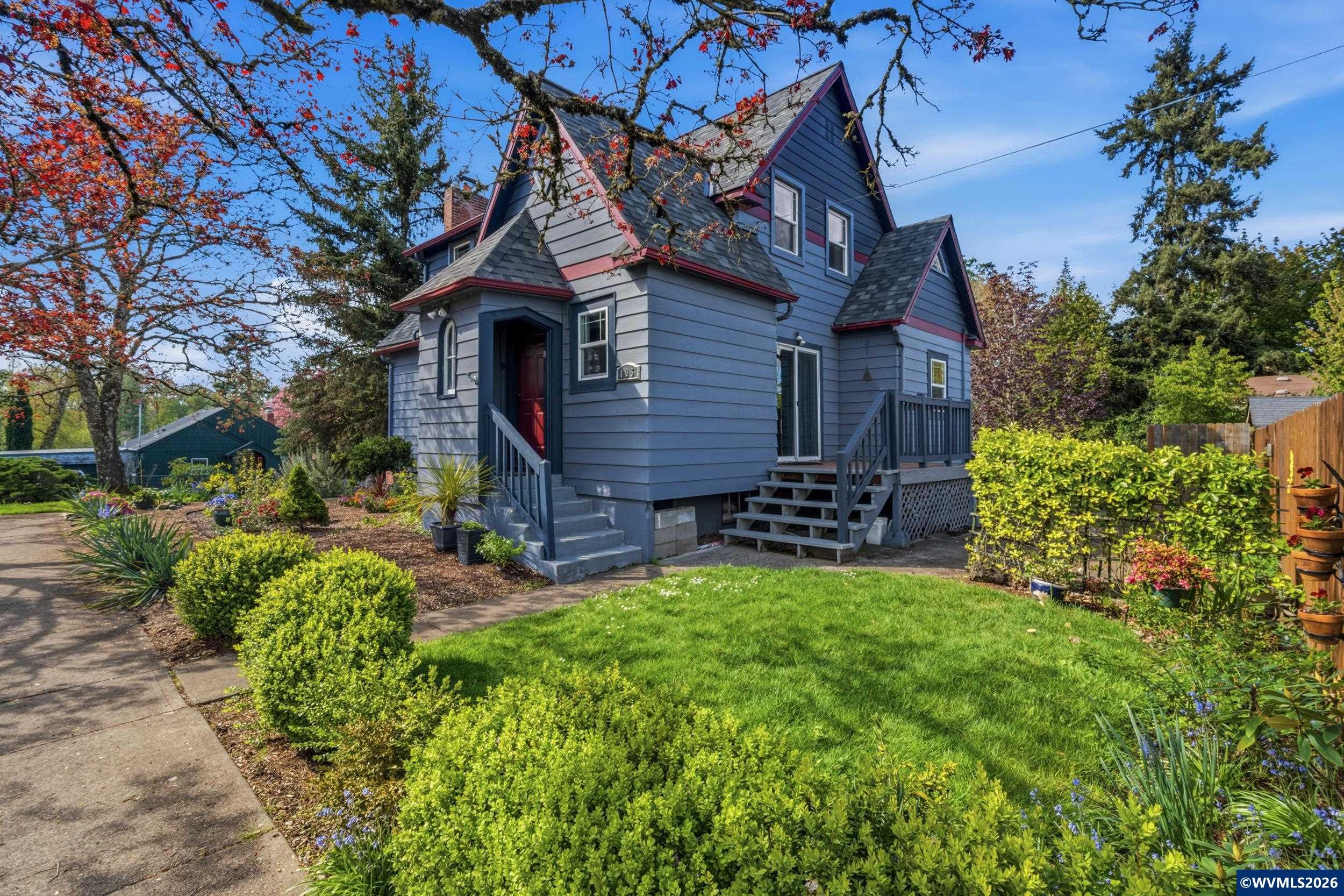 105 River Street NE Salem OR 97301