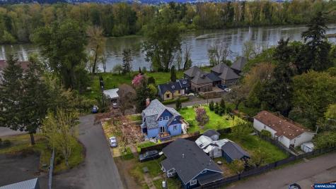105 River Street NE Salem OR 97301