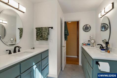 1225 Hillendale Drive SE Salem OR 97302