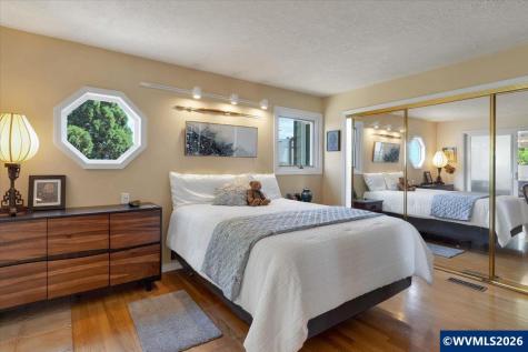 1225 Hillendale Drive SE Salem OR 97302