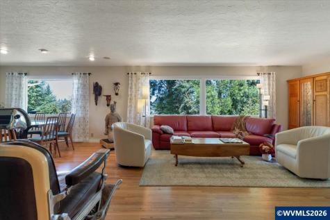 1225 Hillendale Drive SE Salem OR 97302
