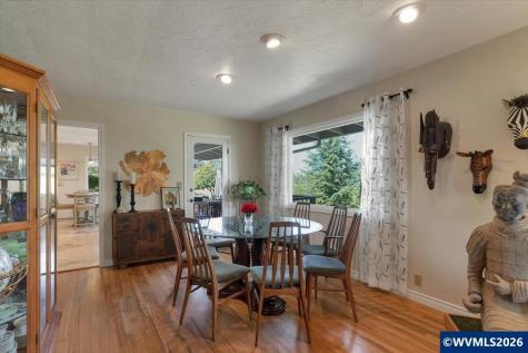 1225 Hillendale Drive SE Salem OR 97302