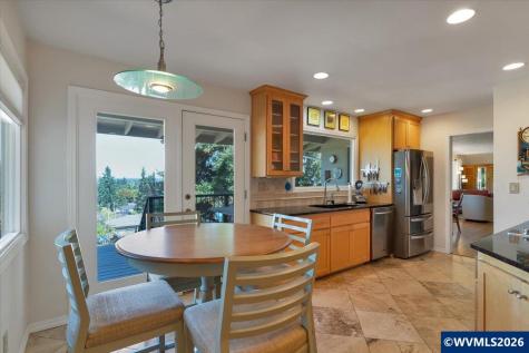 1225 Hillendale Drive SE Salem OR 97302