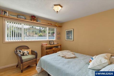 1225 Hillendale Drive SE Salem OR 97302