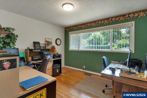 1225 Hillendale Drive SE Salem OR 97302