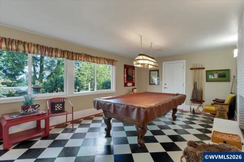 1225 Hillendale Drive SE Salem OR 97302