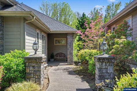3348 Championship Drive S Salem OR 97302