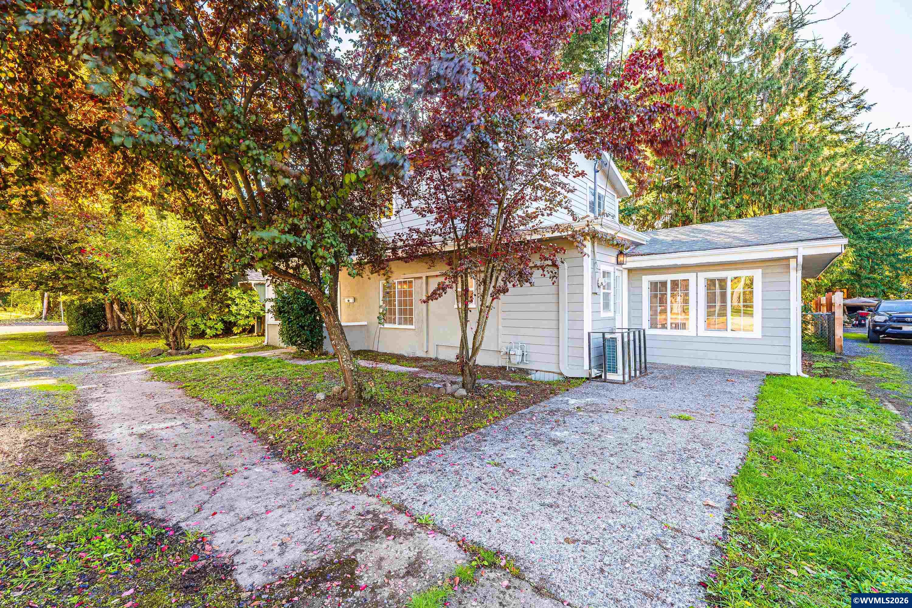 816 14th Avenue Sweet Home OR 97386
