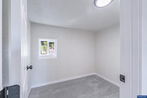 816 14th Avenue Sweet Home OR 97386