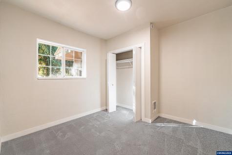 816 14th Avenue Sweet Home OR 97386