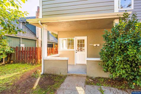 816 14th Avenue Sweet Home OR 97386