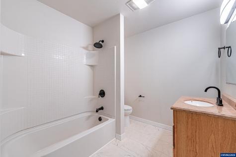 816 14th Avenue Sweet Home OR 97386