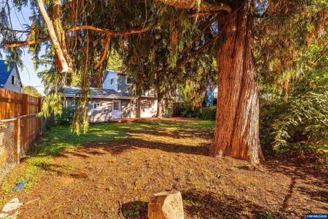 816 14th Avenue Sweet Home OR 97386