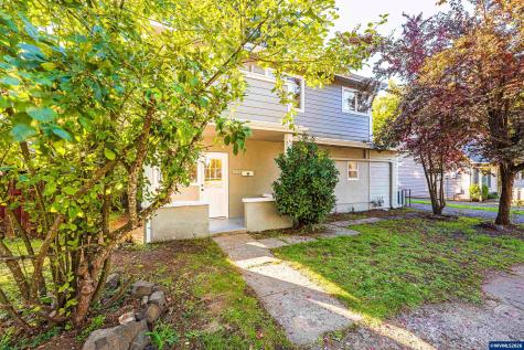 816 14th Avenue Sweet Home OR 97386