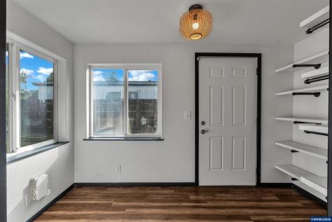 1203 Oak Street Amity OR 97101