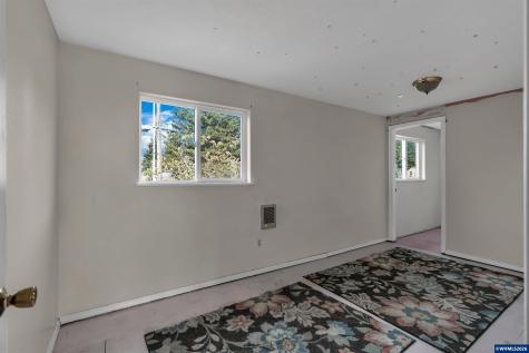 1203 Oak Street Amity OR 97101