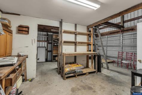 1203 Oak Street Amity OR 97101