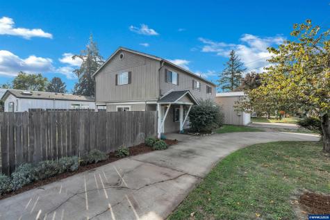 1203 Oak Street Amity OR 97101