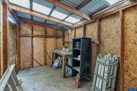 1203 Oak Street Amity OR 97101