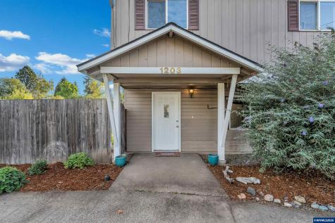 1203 Oak Street Amity OR 97101