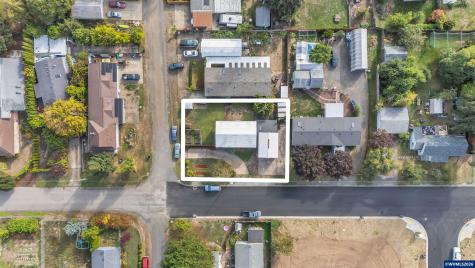1203 Oak Street Amity OR 97101