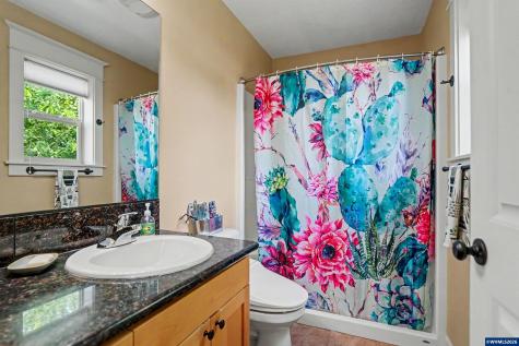 801 Pintail Street Silverton OR 97381