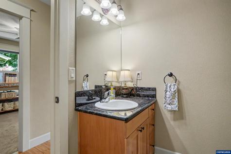 801 Pintail Street Silverton OR 97381
