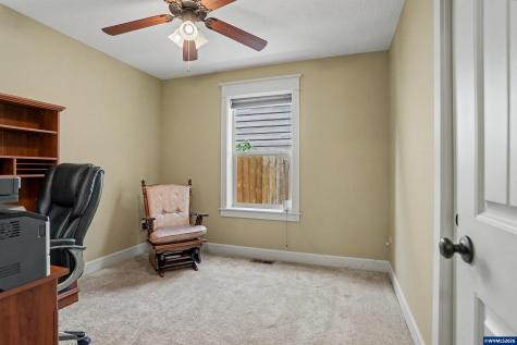 801 Pintail Street Silverton OR 97381