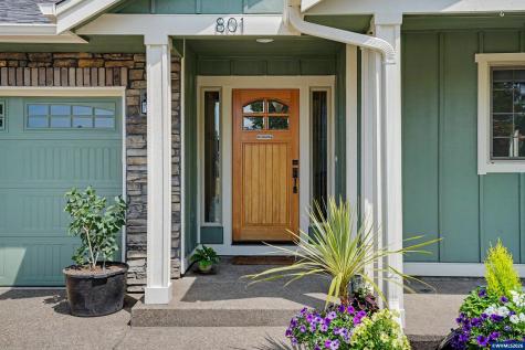 801 Pintail Street Silverton OR 97381
