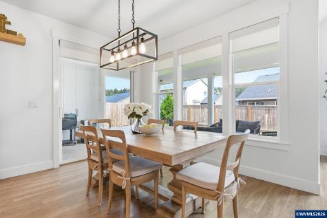 1474 Meadow Avenue Silverton OR 97381