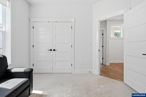 1474 Meadow Avenue Silverton OR 97381