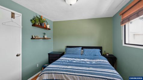 644 45th Place SE Salem OR 97317