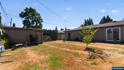 644 45th Place SE Salem OR 97317