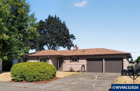 644 45th Place SE Salem OR 97317