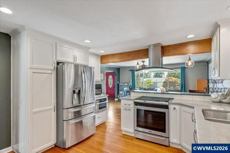 1765 Montrose Avenue NW Salem OR 97304