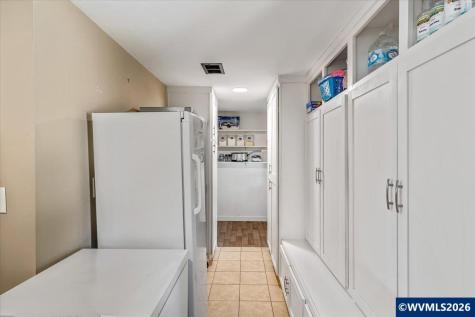 1765 Montrose Avenue NW Salem OR 97304