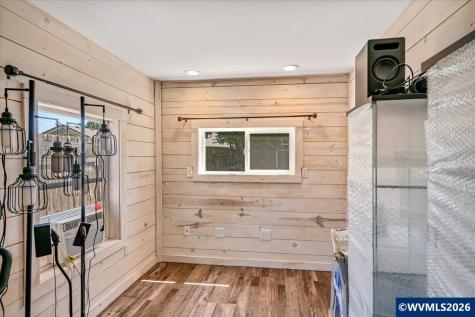 1765 Montrose Avenue NW Salem OR 97304