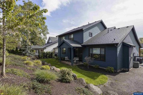 3253 Doughton Street S Salem OR 97302