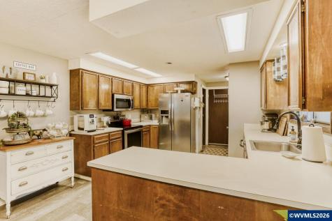 6895 S Gurney Lane Canby OR 97013