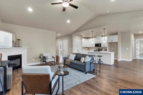 1127 SW Valsetz Avenue Dallas OR 97338
