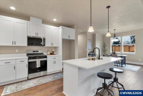 1127 SW Valsetz Avenue Dallas OR 97338