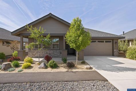 2366 NW Redwood Avenue Redmond OR 97756
