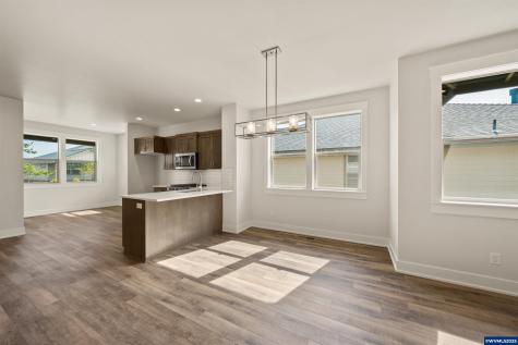 2366 NW Redwood Avenue Redmond OR 97756