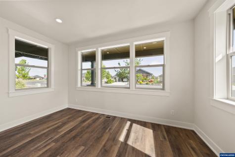 2366 NW Redwood Avenue Redmond OR 97756