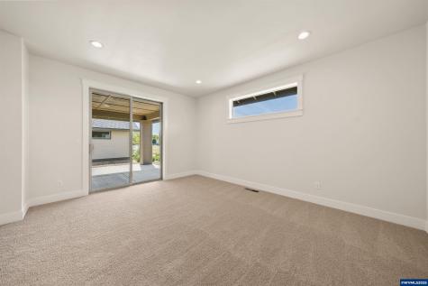 2366 NW Redwood Avenue Redmond OR 97756