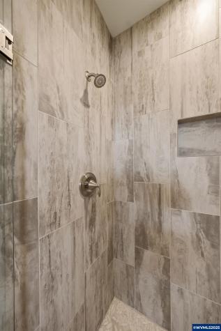 2366 NW Redwood Avenue Redmond OR 97756