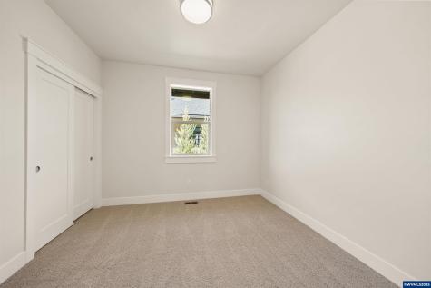 2366 NW Redwood Avenue Redmond OR 97756