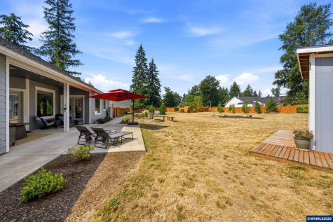 315 Santiam Pointe Lp NE Mill City OR 97360