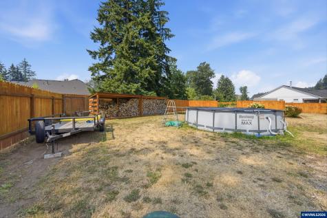 315 Santiam Pointe Lp NE Mill City OR 97360