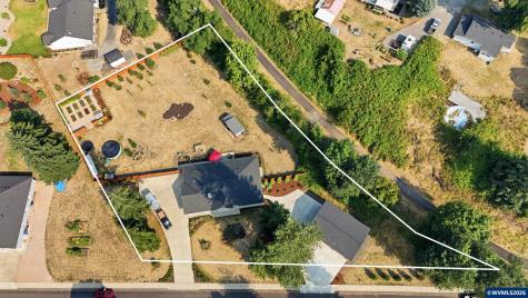 315 Santiam Pointe Lp NE Mill City OR 97360